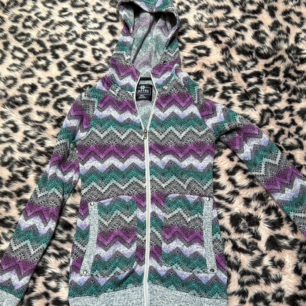 Empyre WNTR collection Multicolor Chevron Knit Hooded Sweetheart Zippered Jacket